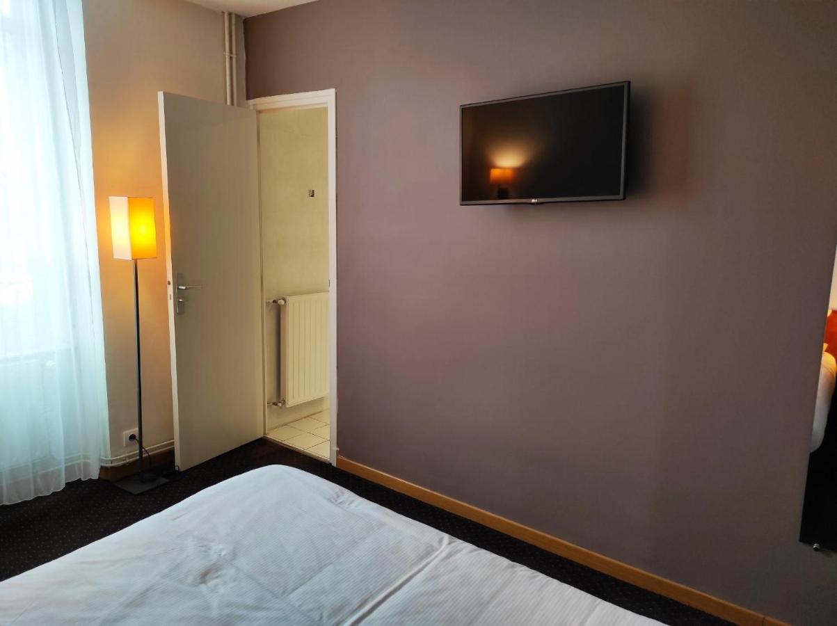 Hotel La Riviere Entraygues-sur-Truyère Buitenkant foto