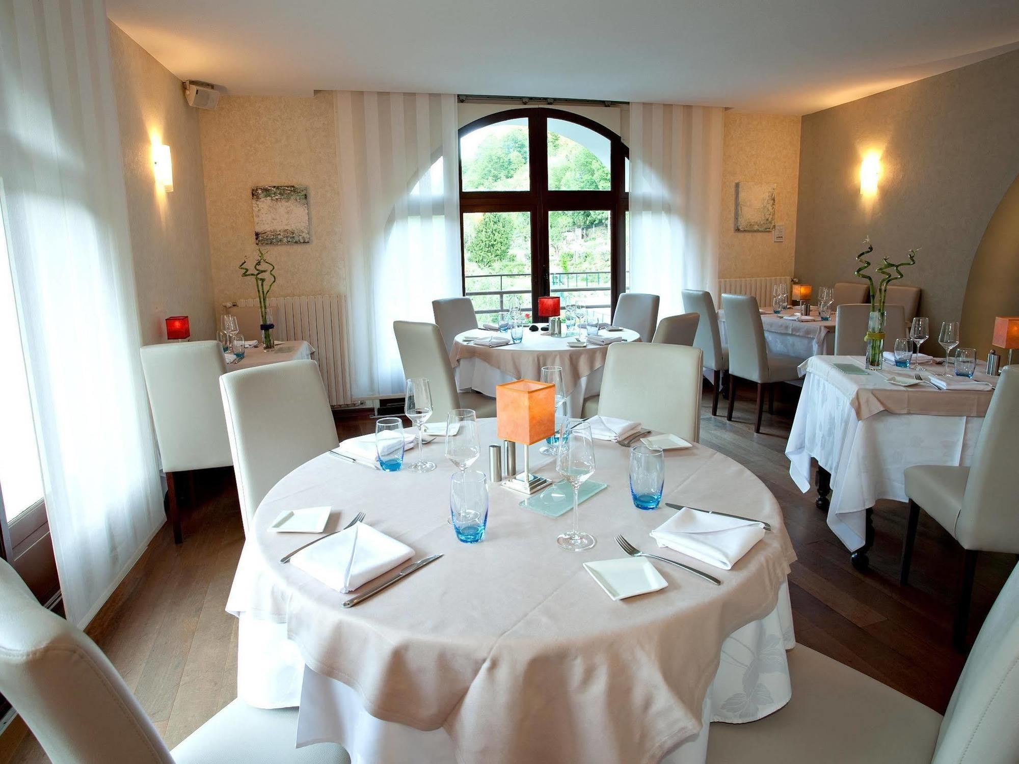 Hotel La Riviere Entraygues-sur-Truyère Buitenkant foto